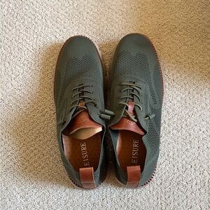 NWT Breeze Leisure Men's Green and Brown Shoes